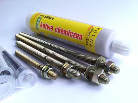 Kotwa chemiczna Diall opinie – co mówią użytkownicy o skuteczności? Kotwa chemiczna Diall opinie – co mówią użytkownicy o skuteczności?