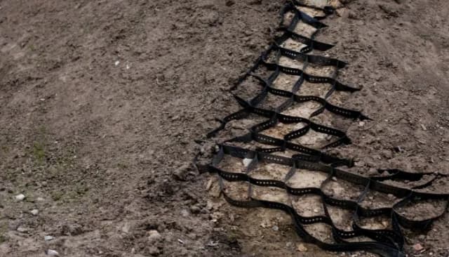 Jakie kruszywo do geokraty wybrać, aby uniknąć problemów? Jakie kruszywo do geokraty wybrać, aby uniknąć problemów?